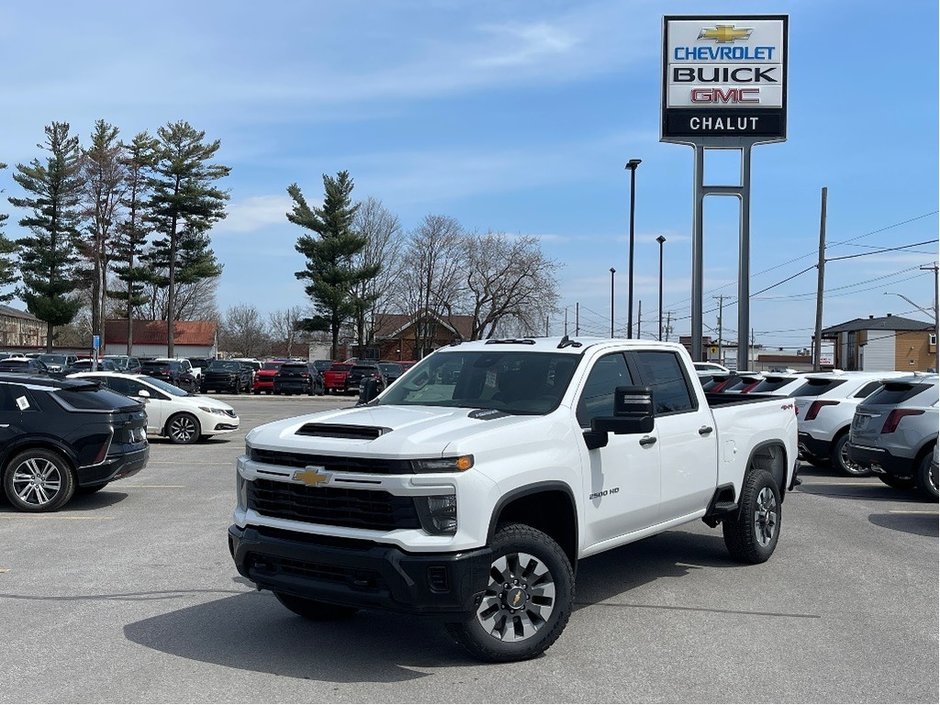 Chevrolet SILVERADO 2500 HD  2024 à Joliette, Québec - w940px