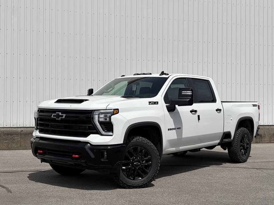 2026 Chevrolet Silverado 2500 HD in Joliette, Quebec - w940px