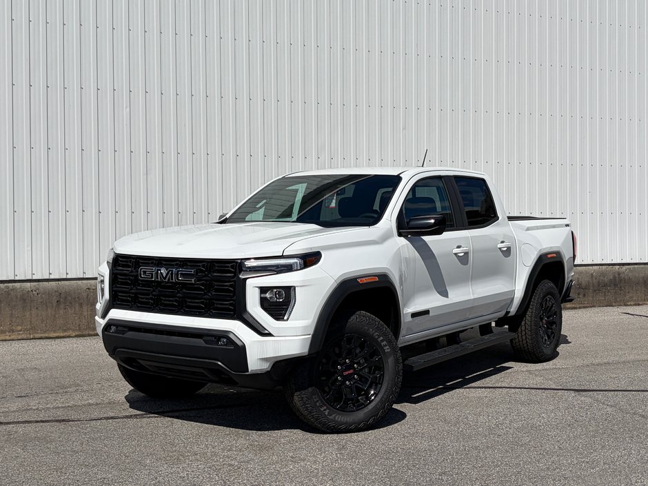2026 GMC Canyon in Joliette, Quebec - w940px