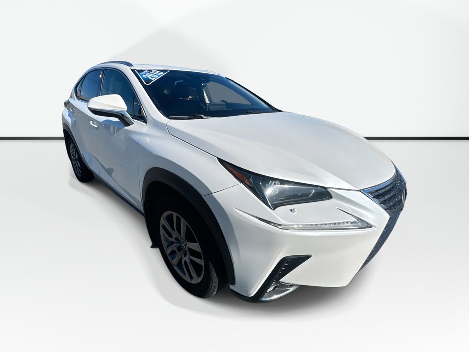 2018 Lexus NX 300 | Leather | Roof | Cam | Htd Wheel