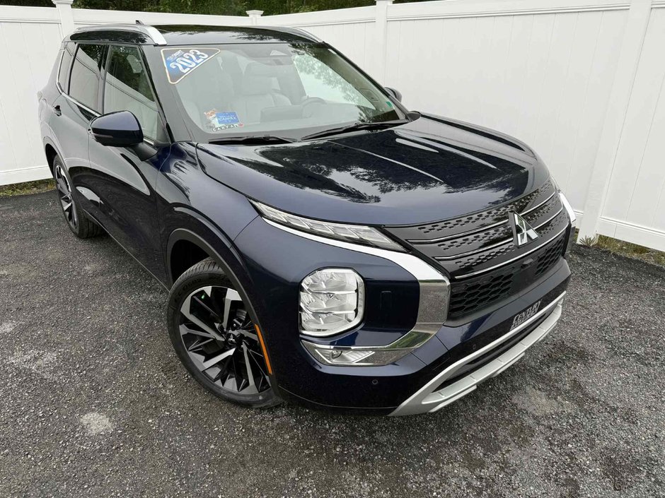 2023 Mitsubishi Outlander in Antigonish, Nova Scotia - 1 - w320h240px