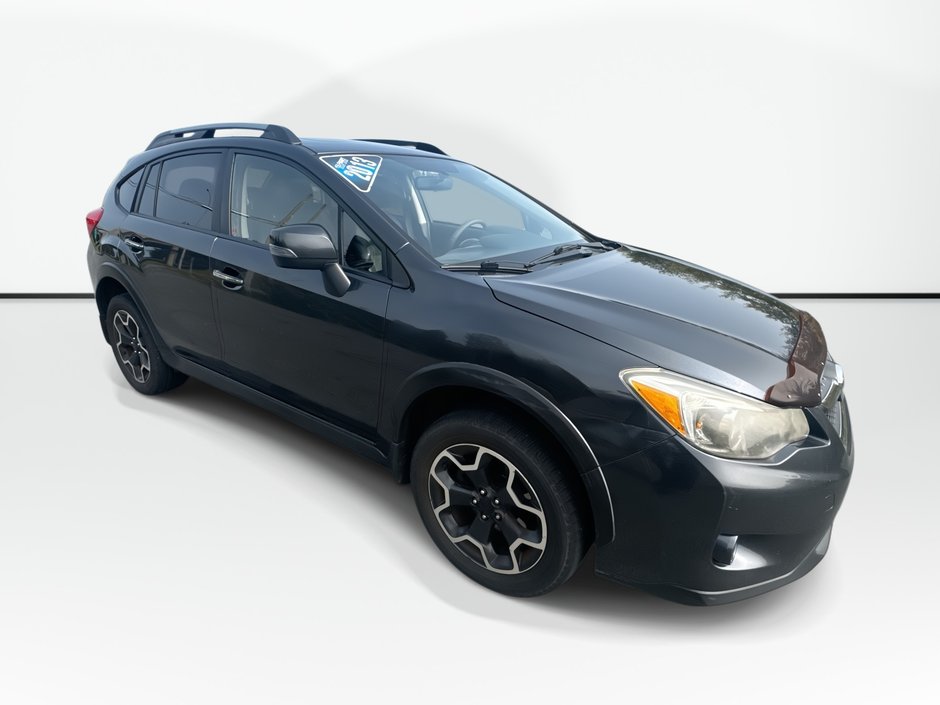 2013 Subaru XV Crosstrek 2.0i w/Limited Pkg | Roof | Cam | USB