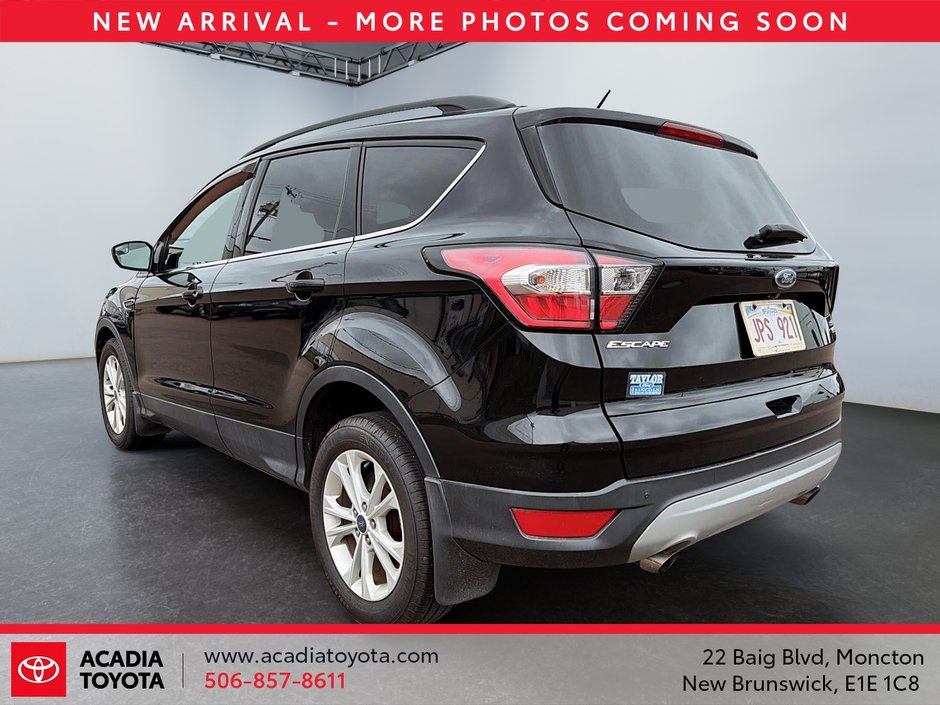 Ford Escape SE 2018-3