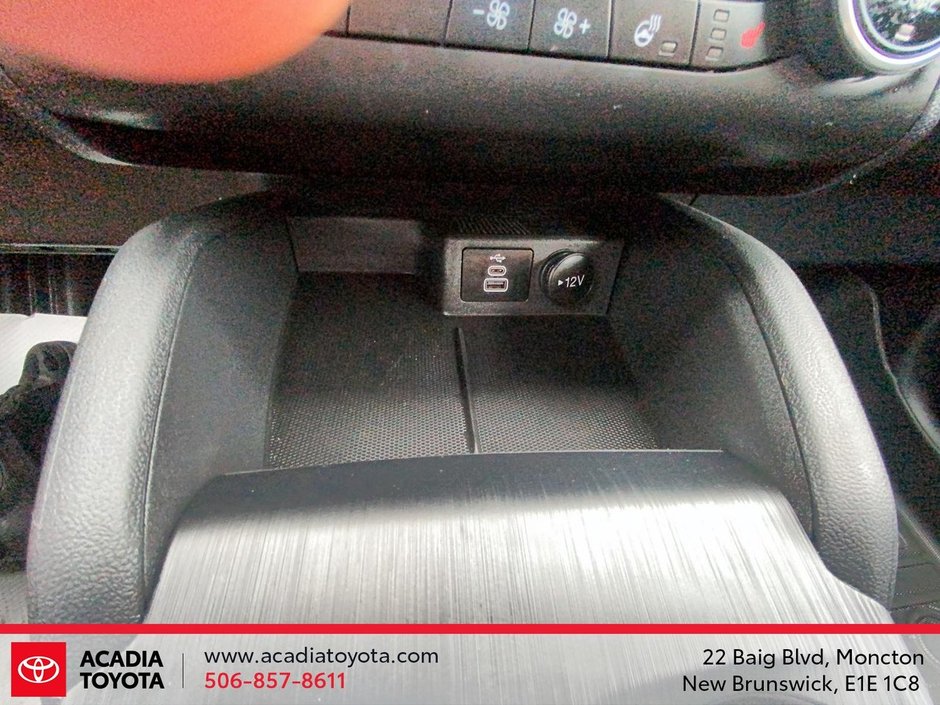 Ford Escape Active 2025-16