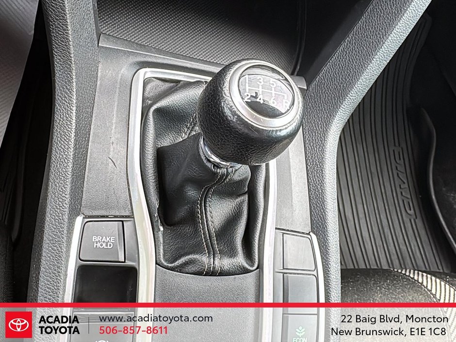 Honda Civic LX 2018-15