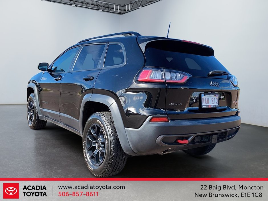 2022 Jeep Cherokee Trailhawk-3