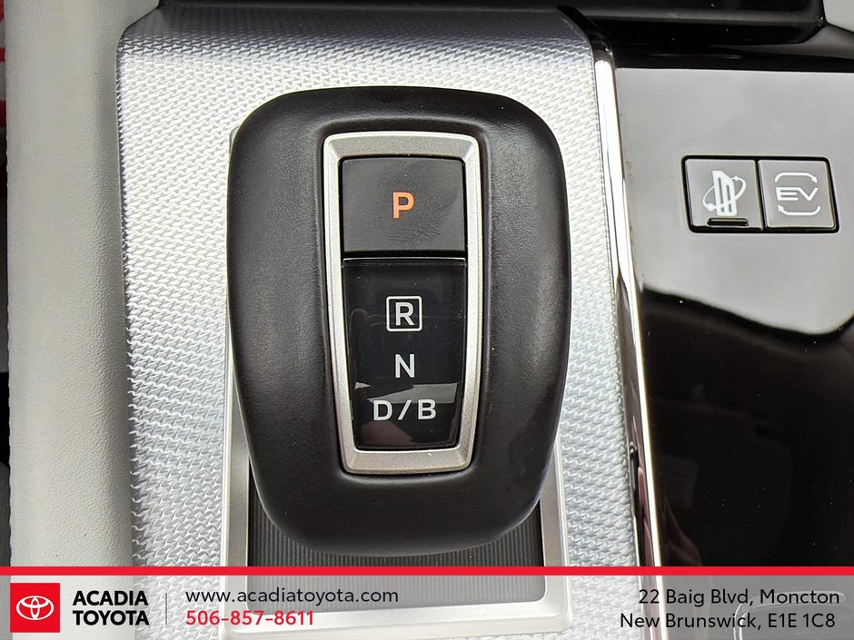 2025 Mitsubishi Outlander PHEV GT-14