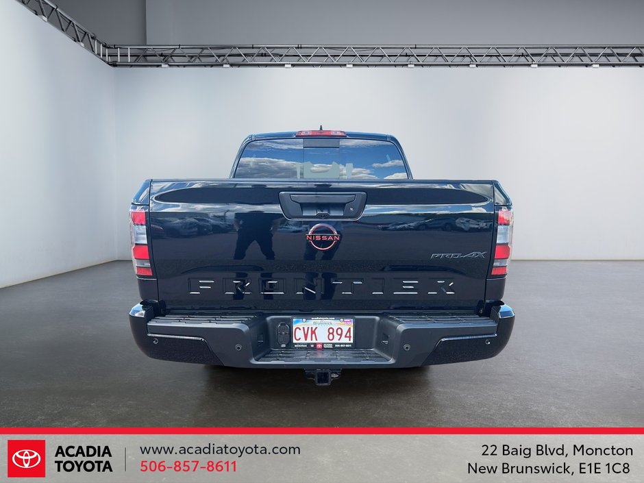 2024 Nissan Frontier-2