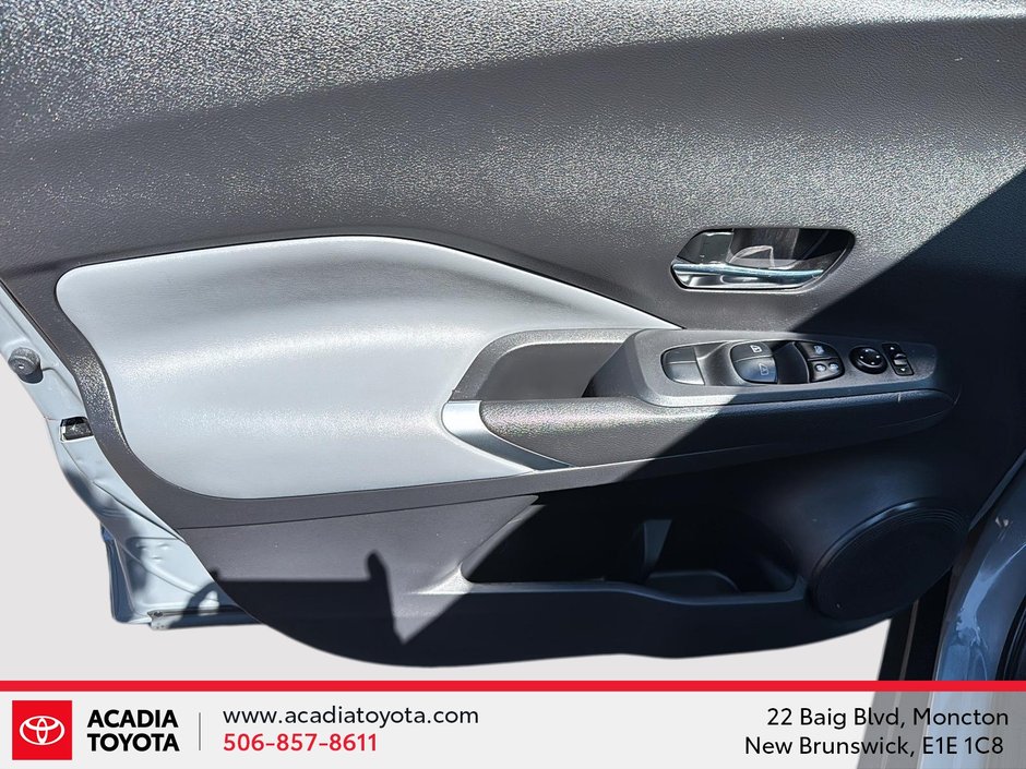 2021 Nissan Kicks SR-10