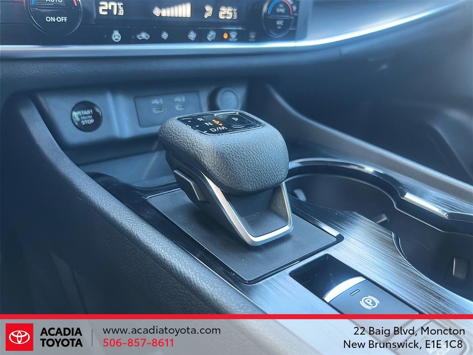 2024 Nissan Rogue SV Moonroof-14