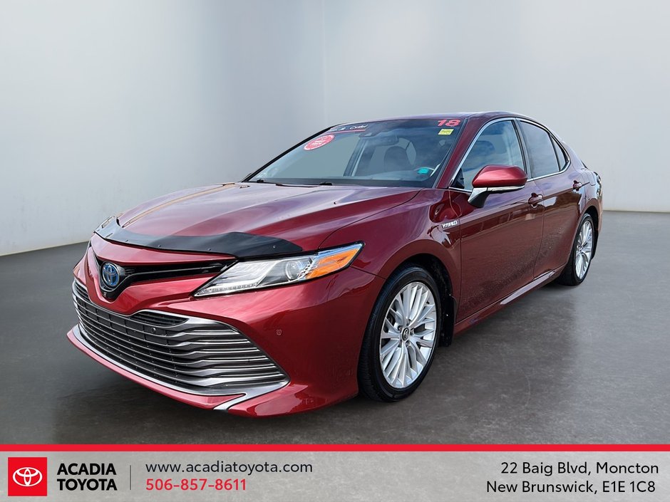 2018 Toyota Camry Hybrid XLE in Moncton, New Brunswick - w940px