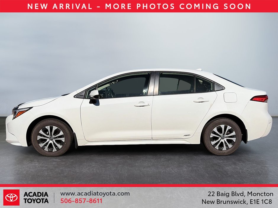 2024 Toyota Corolla Hybrid LE-4