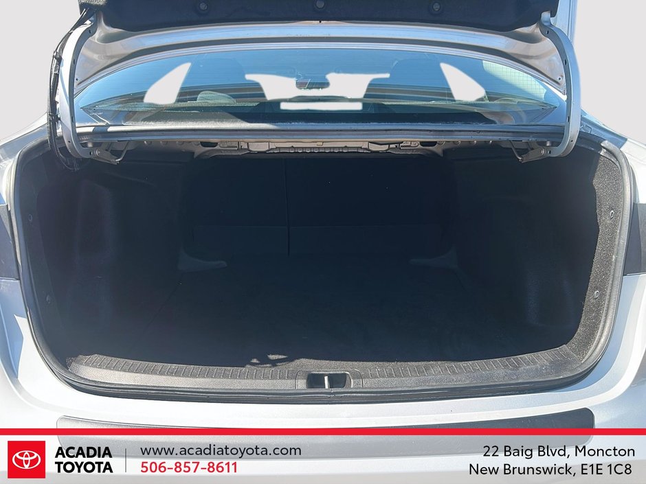 Toyota Corolla LE 2021-5