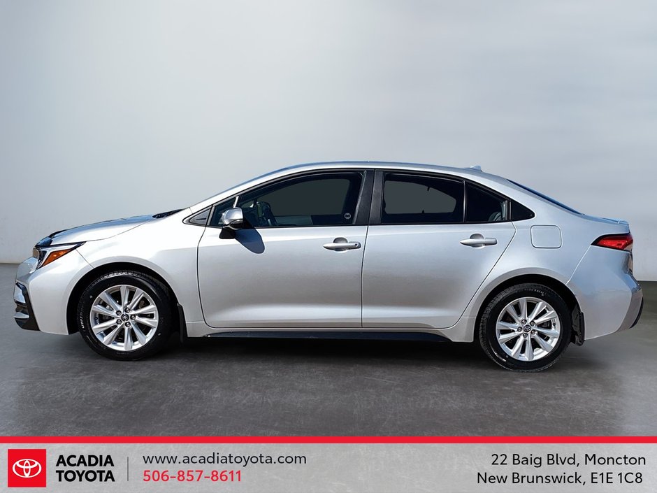 2025 Toyota Corolla SE-4