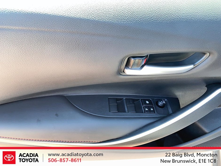 2025 Toyota Corolla SE-10