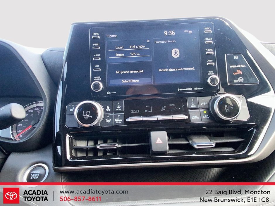 Toyota Highlander LE 2021-19