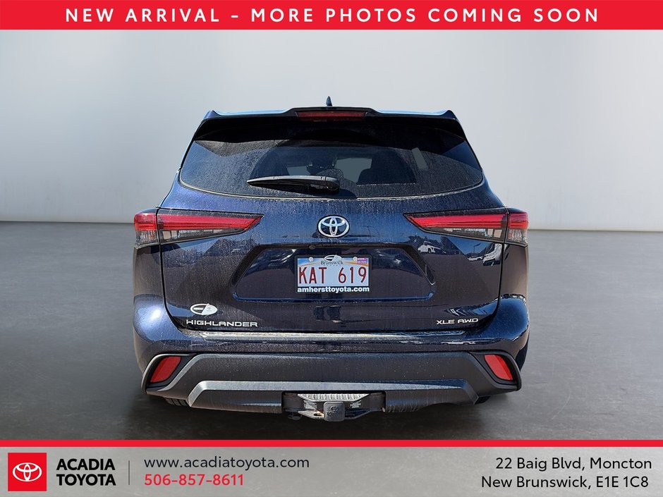 2022 Toyota Highlander XLE-2