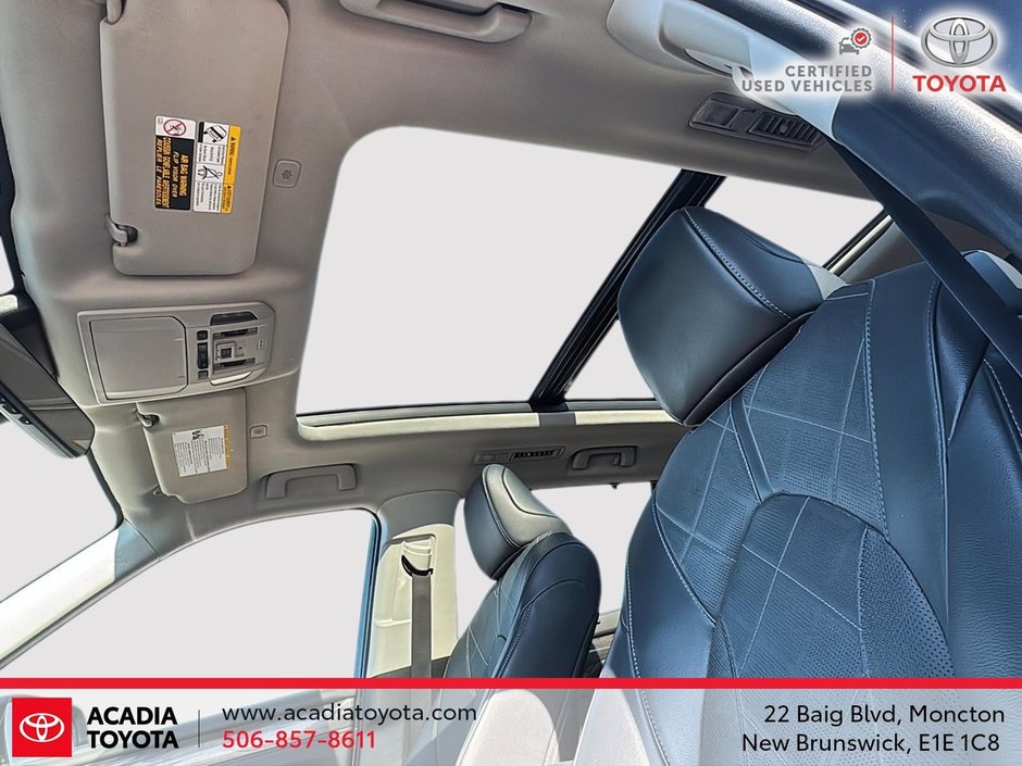 Toyota Highlander Limited 2023-17