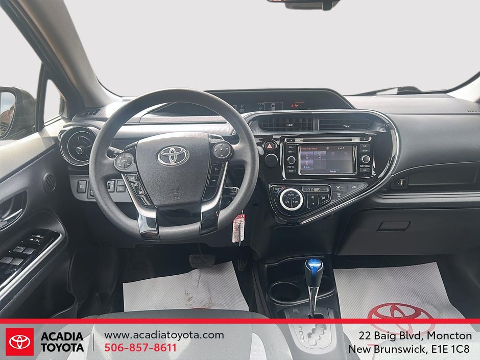 2019 Toyota Prius c-9