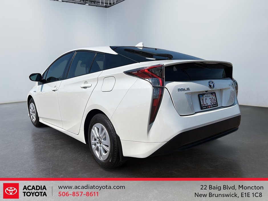 2017 Toyota Prius-3