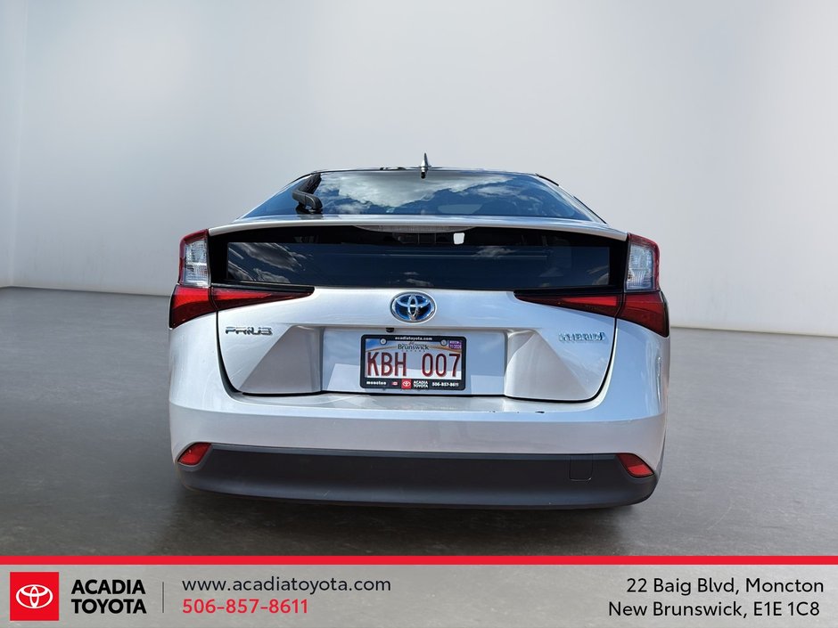2022 Toyota Prius Base-2