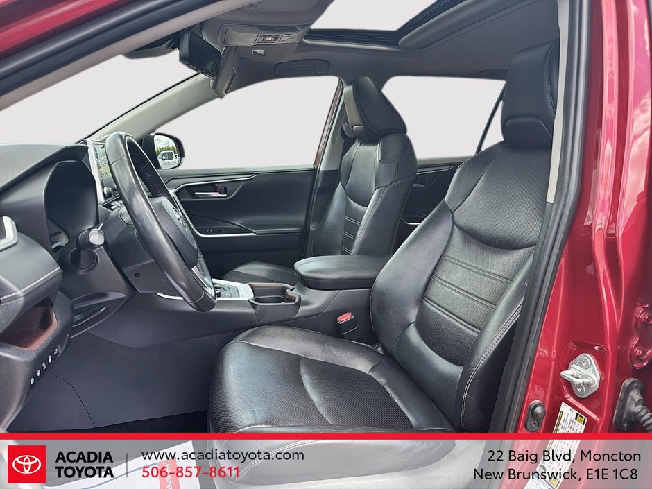 Toyota RAV4 Hybrid Limited 2019-8