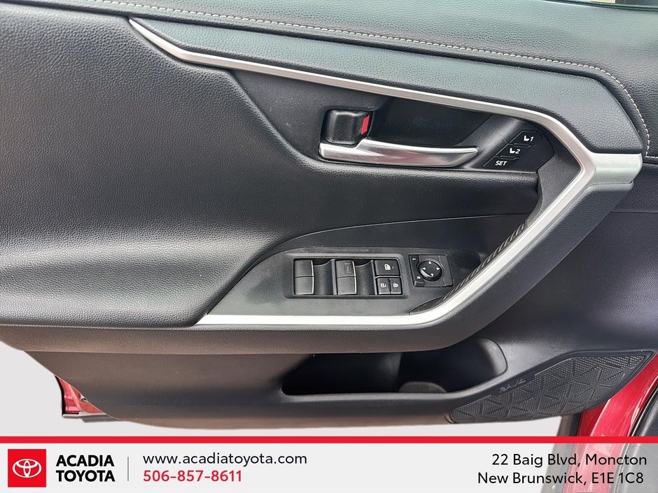 Toyota RAV4 Hybrid Limited 2019-10
