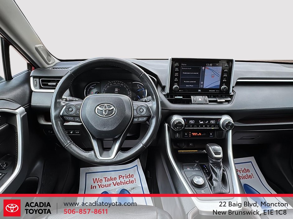 Toyota RAV4 Hybrid Limited 2019-13