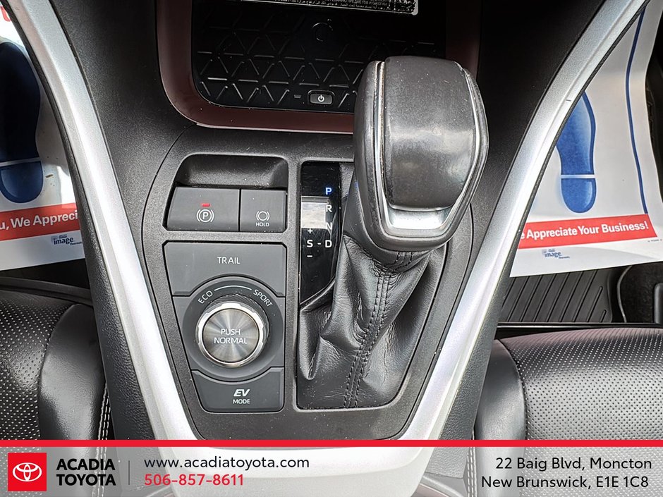 Toyota RAV4 Hybrid Limited 2019-14