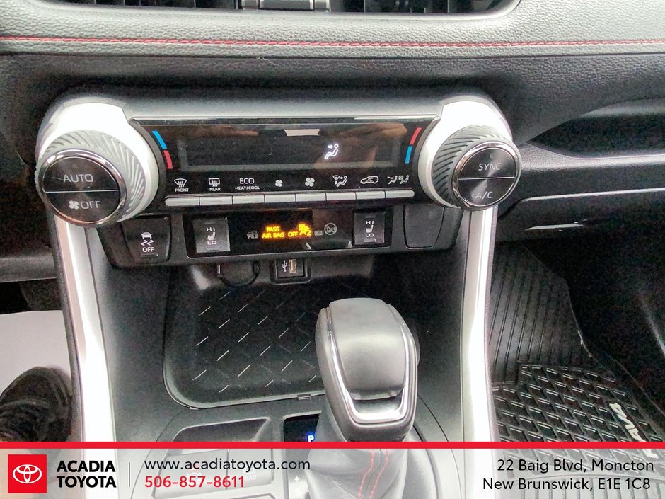 2024 Toyota RAV4 Prime XSE-18
