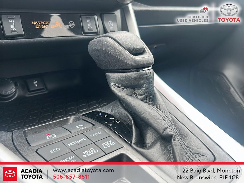 2022 Toyota RAV4 STANDARD PACKAGE-14