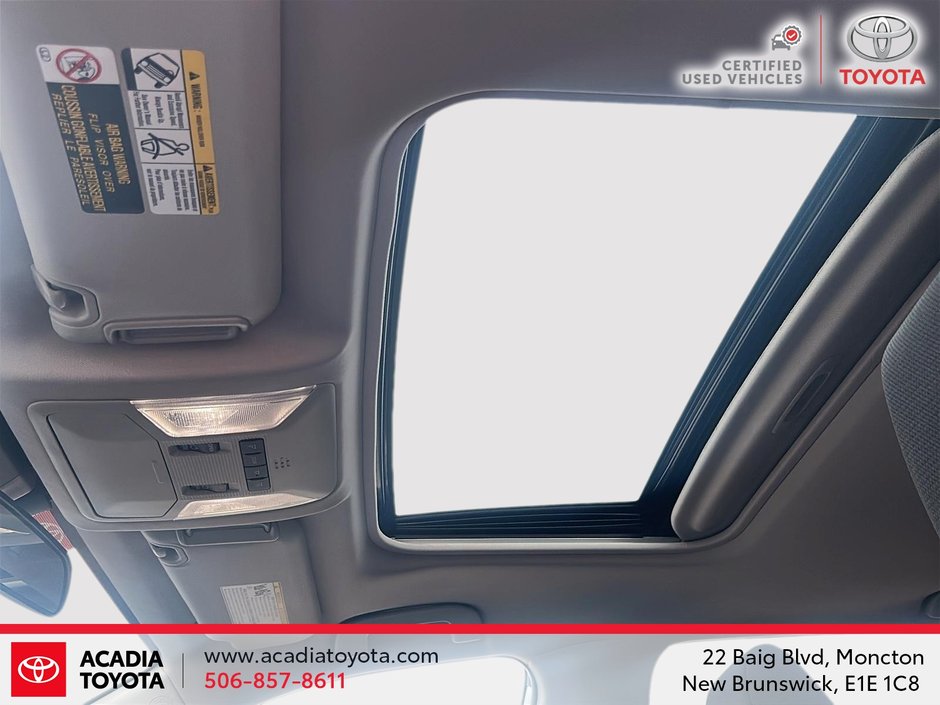 2022 Toyota RAV4 STANDARD PACKAGE-16