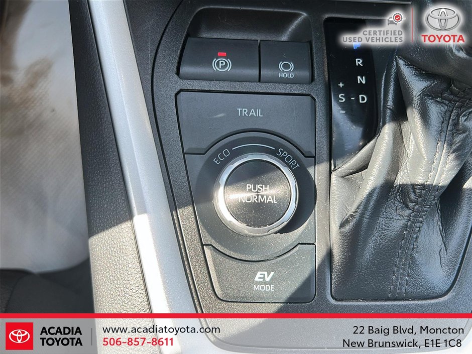 2022 Toyota RAV4 Hybrid LE-15