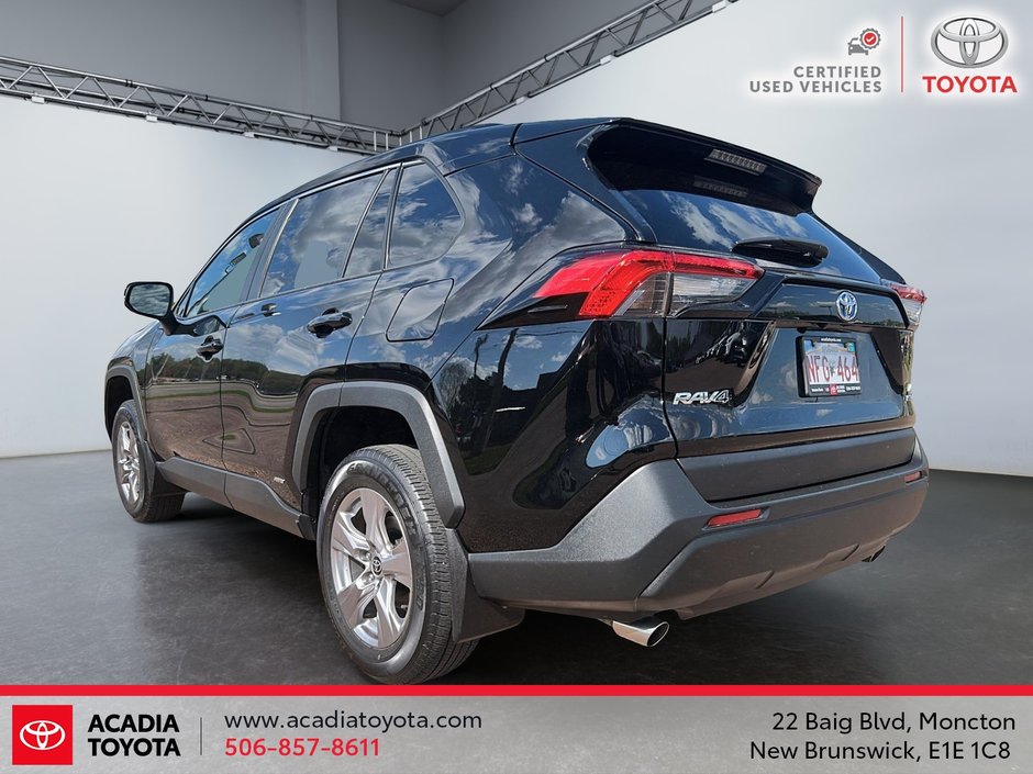 2022 Toyota RAV4 Hybrid LE-3