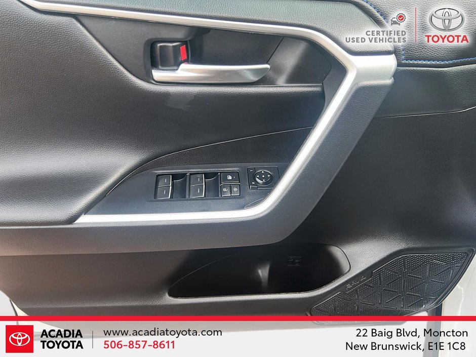 2022 Toyota RAV4 Hybrid XSE-10