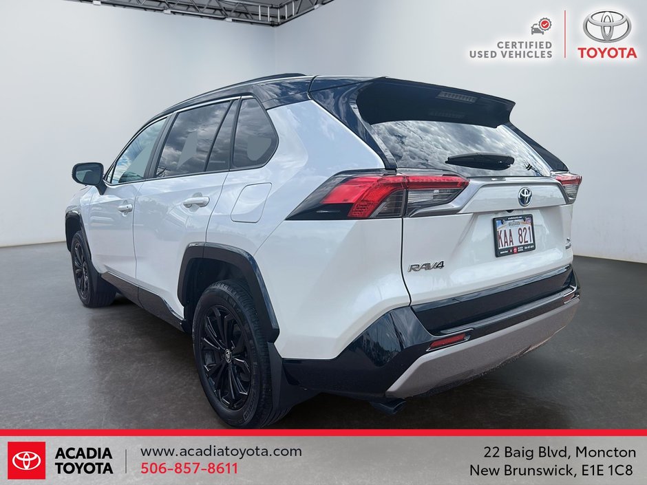 2022 Toyota RAV4 Hybrid XSE-3