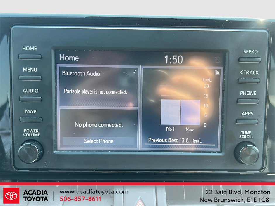 2022 Toyota RAV4 XLE-18