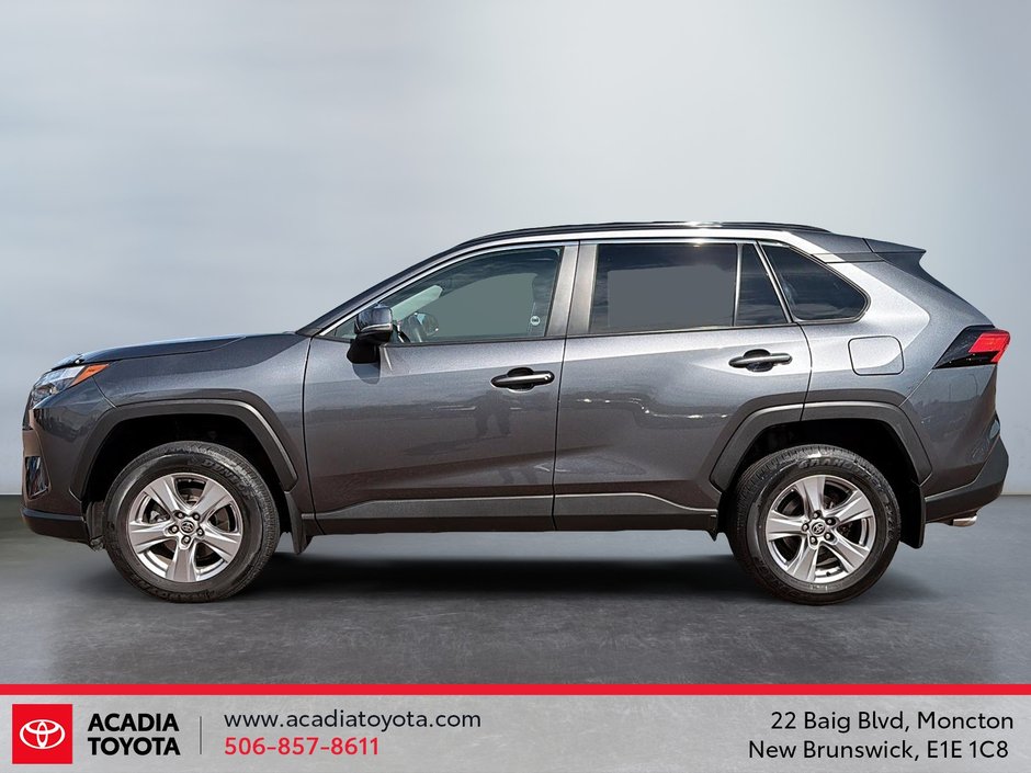 Toyota RAV4 XLE 2022-4