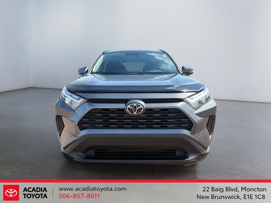 Toyota RAV4 XLE 2022-1
