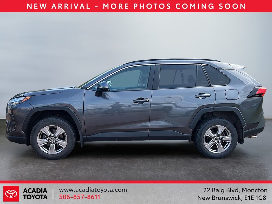 Toyota RAV4 XLE 2022-4