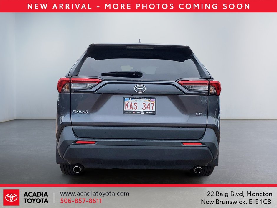 2022 Toyota RAV4 LE-2