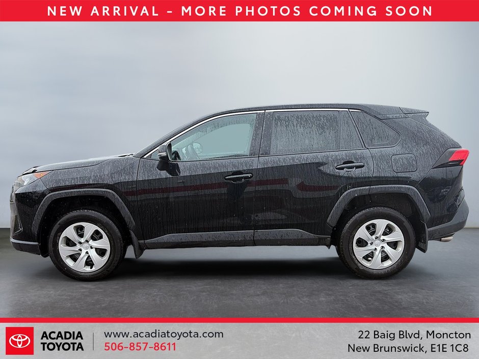 2022 Toyota RAV4 LE-4
