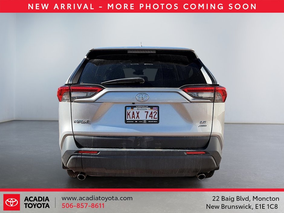 2022 Toyota RAV4 LE-4