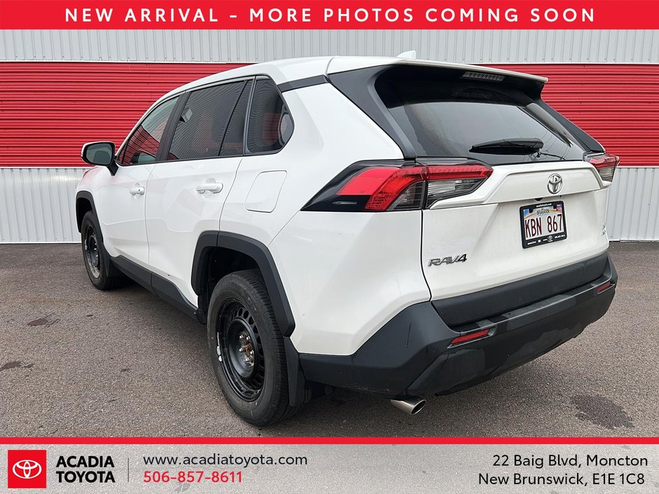 2023 Toyota RAV4 LE-3