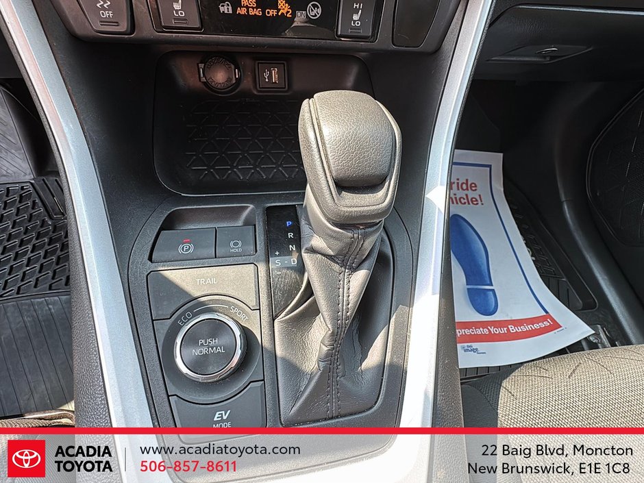 2024 Toyota RAV4 Hybrid LE-14