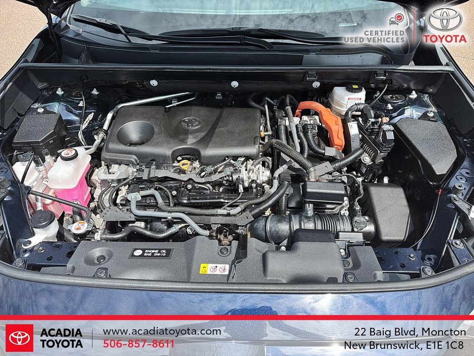 Toyota RAV4 Hybrid Limited 2024-8