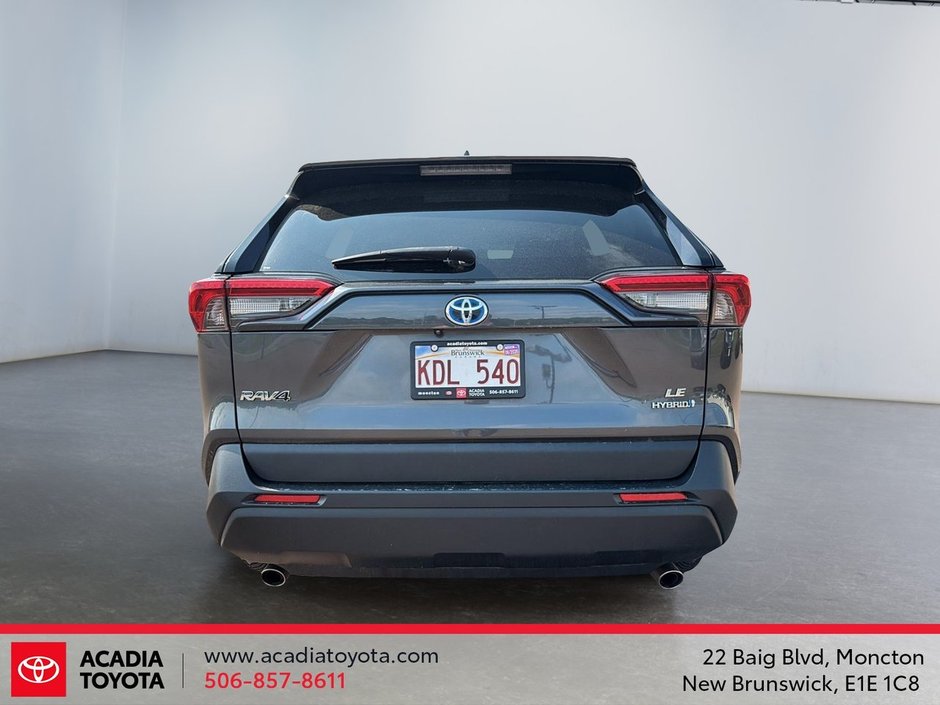 Toyota RAV4 Hybrid LE 2024-3
