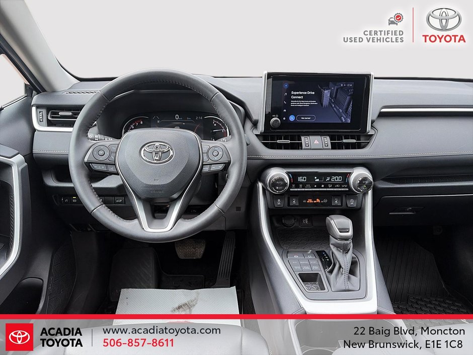 Toyota RAV4 XLE 2024-9