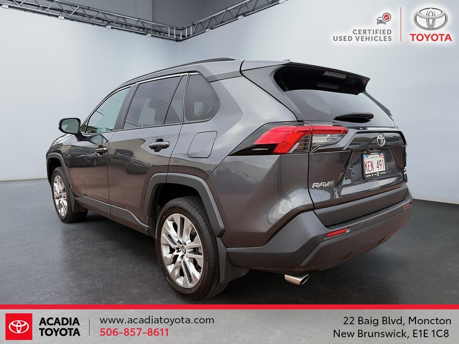 Toyota RAV4 XLE 2024-3