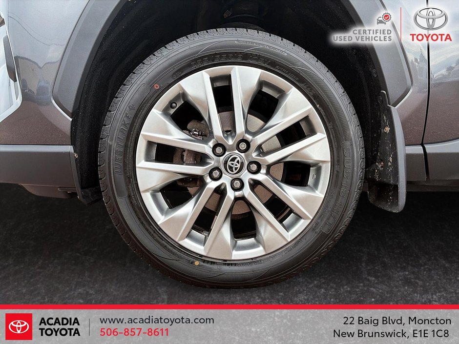 Toyota RAV4 XLE 2024-6